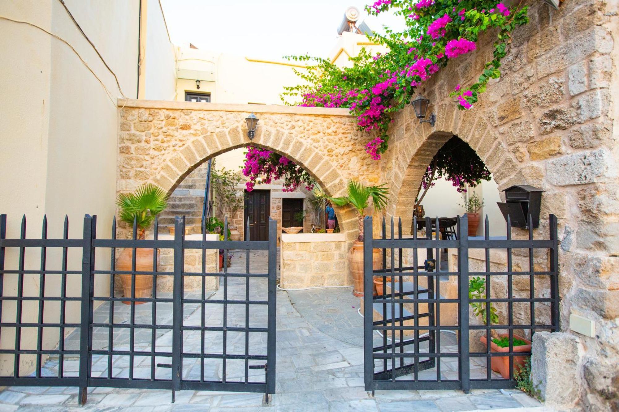 Apartmán The Old Town House Rhodes City Exteriér fotografie
